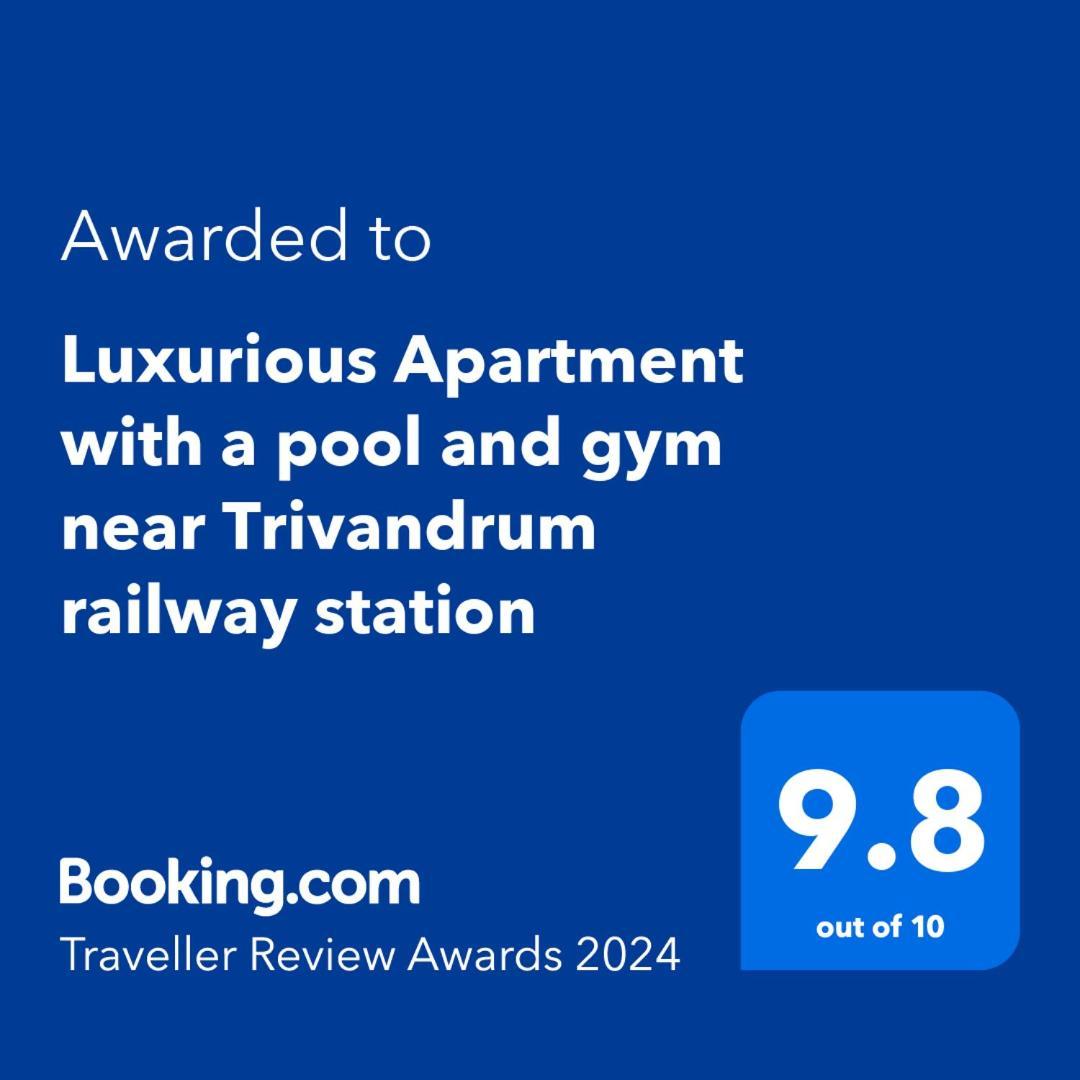 Luxurious Apartment With A Pool And Gym Near Trivandrum Railway Station Thiruvananthapuram Exteriör bild